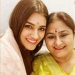 Kriti Sanon with her Mother