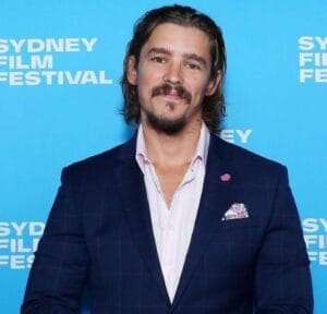 Brenton Thwaites Weight, Age, Husband, Biography, Family & Facts